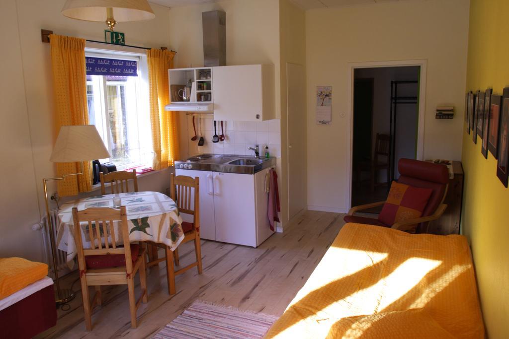 Rumma Bed & Breakfast Bjoerkhyddan מראה חיצוני תמונה