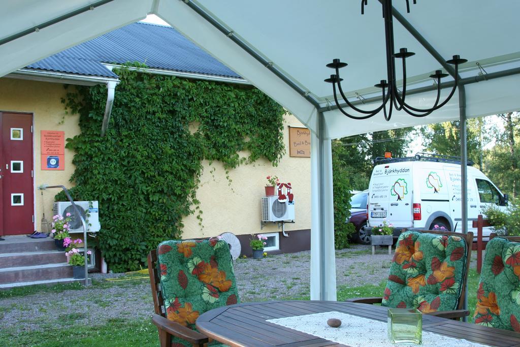 Rumma Bed & Breakfast Bjoerkhyddan מראה חיצוני תמונה